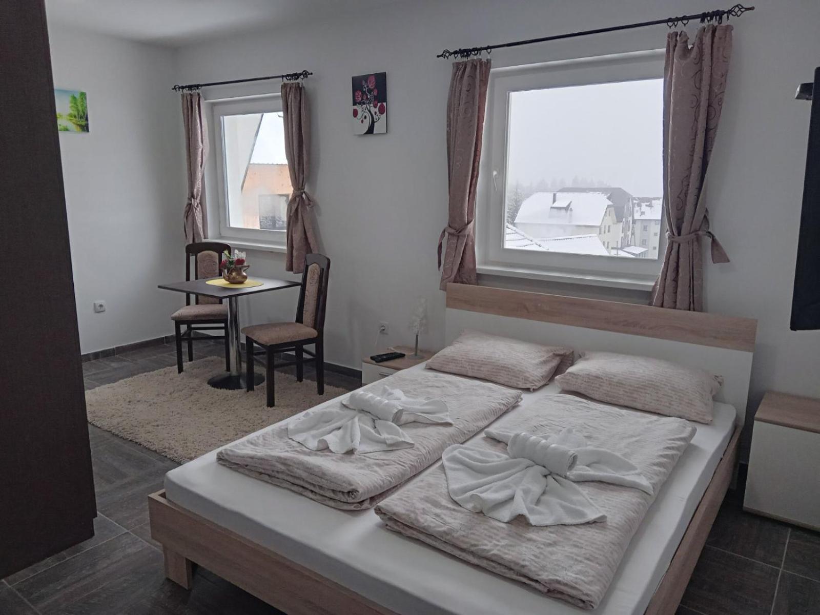 Vila Mozart - Apartments & Studios Kopaonik Bagian luar foto