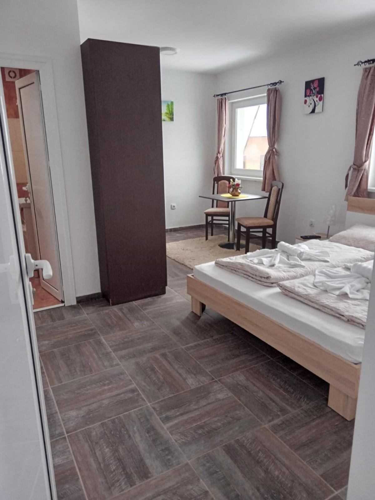 Vila Mozart - Apartments & Studios Kopaonik Bagian luar foto