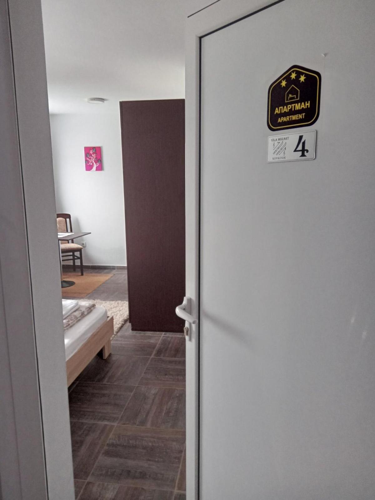 Vila Mozart - Apartments & Studios Kopaonik Bagian luar foto
